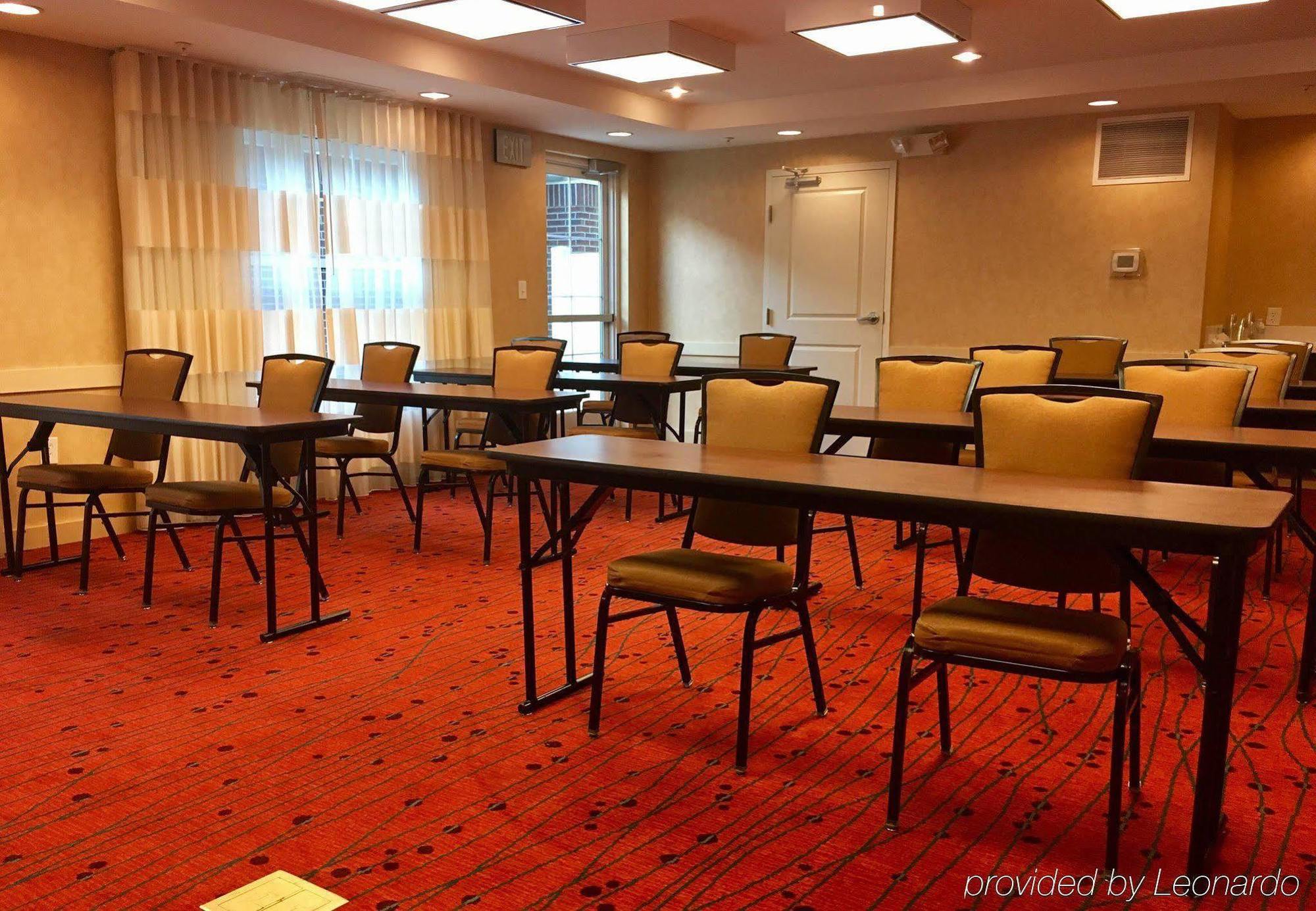 Medical Center Drive 3* Largo